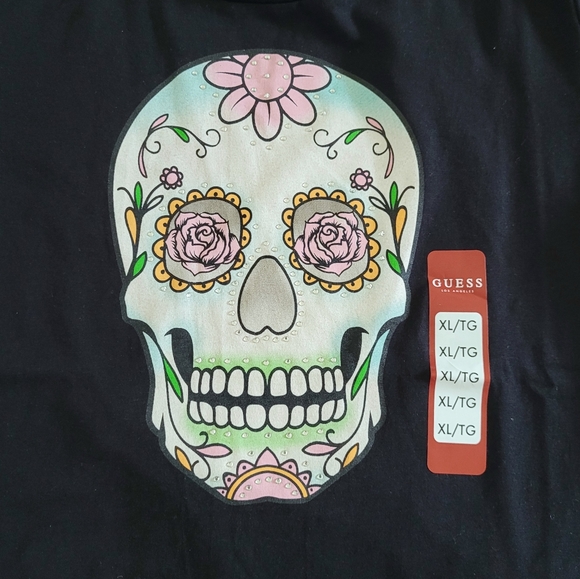 Guess❓Sugar Skull💀 Jet Black🖤 Graphic Skully Tee - NWT - Picture 10 of 16